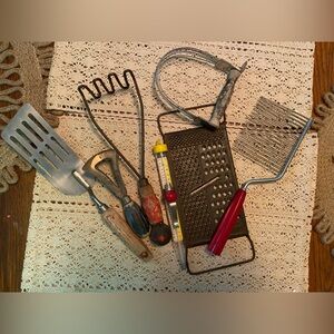 Bundle of Vintage Kitchen Utensils